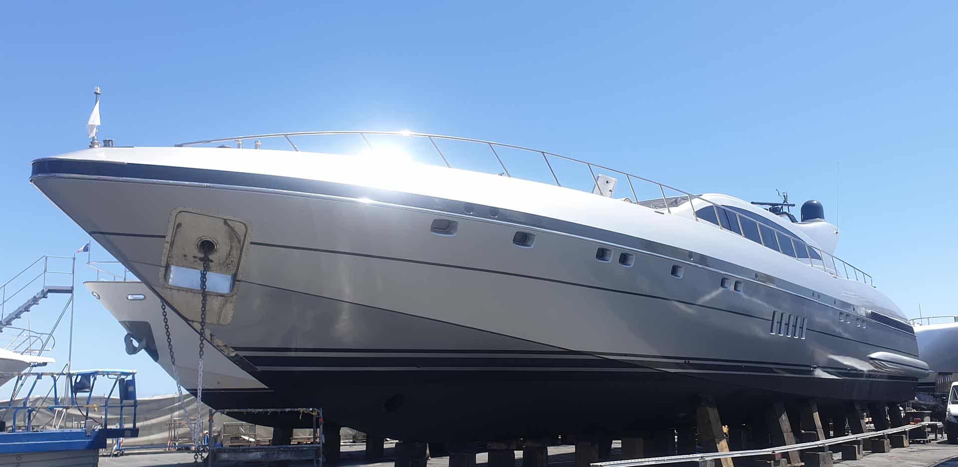 Mangusta 108' Full Hull & Superstructure Wrap